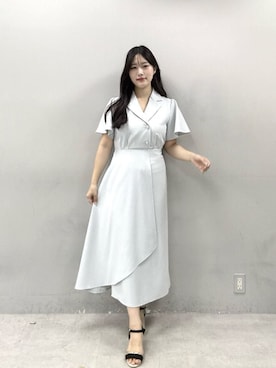 「natural couture（ナチュラルクチュール）のフレアスリーブテーラーワンピース（ワンピース、ブルー系）」を使った、airiさん（レディース・161cm）の夏コーディネート