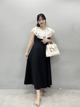 「natural couture（ナチュラルクチュール）の〈osono〉フリルカラーリップルワンピース（ワンピース、ブラック系）」を使った、airiさん（レディース・161cm）の春コーディネート