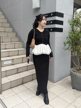「natural couture（ナチュラルクチュール）の【6/12～6/14限定受注販売】ラメリブニットスカート（スカート、ブラック系）」を使った、airiさん（レディース・161cm）の夏コーディネート