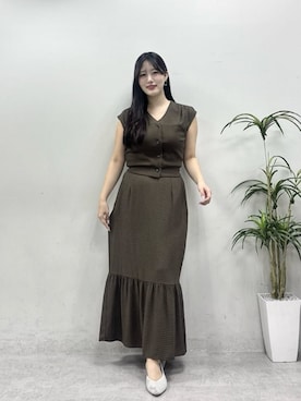 「natural couture（ナチュラルクチュール）のリブ使いTOPS×ギャザー切り替えスカートSET（ニット/セーター、ブラウン系）」を使った、airiさん（レディース・161cm）の夏コーディネート