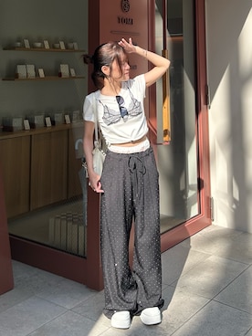 「RAY CASSIN（レイカズン）のだまし絵Tシャツ / プリントTシャツ（Tシャツ/カットソー、ホワイト系）」を使った、asamiさん（レディース・152cm）の夏コーディネート