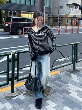 「RAY CASSIN（レイカズン）のシャギーロゴ釦カーディガン（カーディガン/ボレロ）」を使った、asamiさん（レディース・152cm）の冬コーディネート