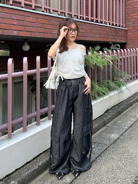 「RAY CASSIN（レイカズン）の【ドット / 無地】カップ付きレイヤードタンクトップ / オフショルTシャツ（Tシャツ/カットソー、ホワイト系）」を使った、asamiさん（レディース・152cm）の夏コーディネート
