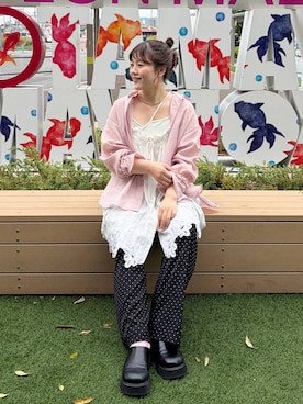 「LOWRYS FARM（ローリーズファーム）のシアーシャツＬＳ  605853（シャツ/ブラウス、ピンク系）」を使った、ayanoooy310さん（レディース）の春コーディネート