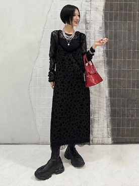 「アイテム（ボストンバッグ、レッド系）」を使った、amnc117さん（レディース・153cm）の秋コーディネート