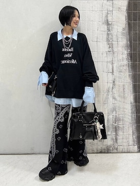 「アイテム（PC・スマホグッズ/家電）」を使った、amnc117さん（レディース・153cm）の秋コーディネート