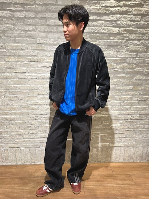 海外限定 adidas ルーズデニムパンツ ストライプ ブラック Sサイズ ルーズ デニムパンツ / アディダスオリジナルス adidas