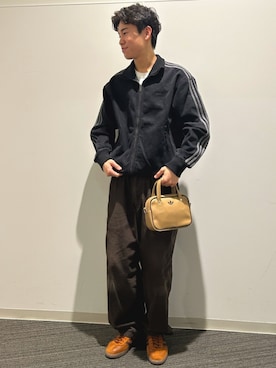 「アイテム（ジャージ）」を使った、THさん（メンズ・170cm）の冬コーディネート