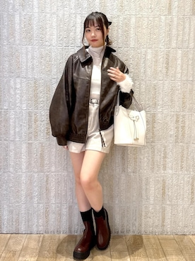 「アイテム（バレッタ/ヘアクリップ）」を使った、あおいさん（レディース・158cm・20代）の秋コーディネート