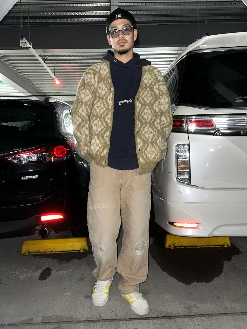 「春色、春服コーデ、大人コーデ、モノトーンコーデ、シンプル、スニーカーコーデ、メンズファッション、今日のコーデ、フーディー、Levi's、パーカー、VANS、ナチュラル、ラフコーデ、カジュアル」｜「Levi'sの【Levi's】「WORKWEAR」「568」ルーズストレート（デニムパンツ、ベージュ系）」を使った、yusuke98さん（メンズ・181cm）の春コーディネートの1枚目の写真