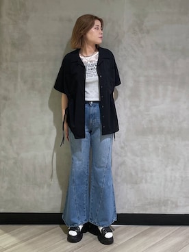 「PAGEBOY（ページボーイ）のスリムレッグフレアデニム【4color/4size】（デニムパンツ、ブルー系）」を使った、megumiさん（レディース・170cm）の春コーディネート
