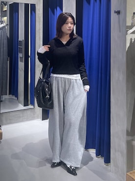 「PAGEBOY（ページボーイ）のハトメベルトミュール（サンダル、ブラック系）」を使った、megumiさん（レディース・170cm）の夏コーディネート