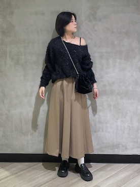 「アイテム（ネックレス）」を使った、megumiさん（レディース・170cm・10代）の秋コーディネート