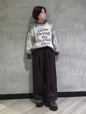 「アイテム（スラックス）」を使った、megumiさん（レディース・170cm・10代）の秋コーディネート