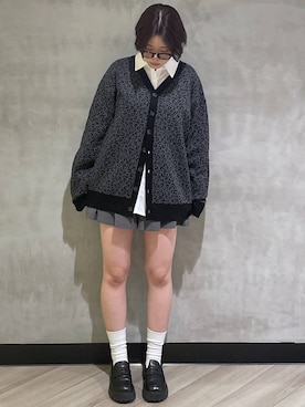 「アイテム（カーディガン/ボレロ）」を使った、megumiさん（レディース・170cm・10代）の秋コーディネート