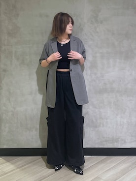 「PAGEBOY（ページボーイ）のハトメミュールサンダル（サンダル、ブラック系）」を使った、megumiさん（レディース・170cm）の春コーディネート