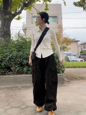 「アイテム（カーゴパンツ）」を使った、megumiさん（レディース・170cm・10代）の秋コーディネート