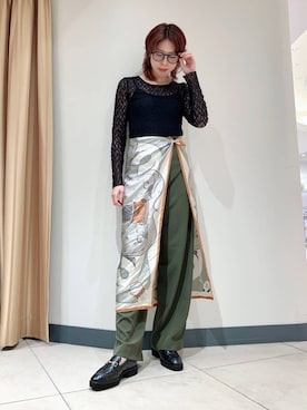 「HIMIKO（ヒミコ）のアイテム（ローファー）」を使った、Maaachi_HIMIKOさん（レディース・160cm）の秋コーディネート