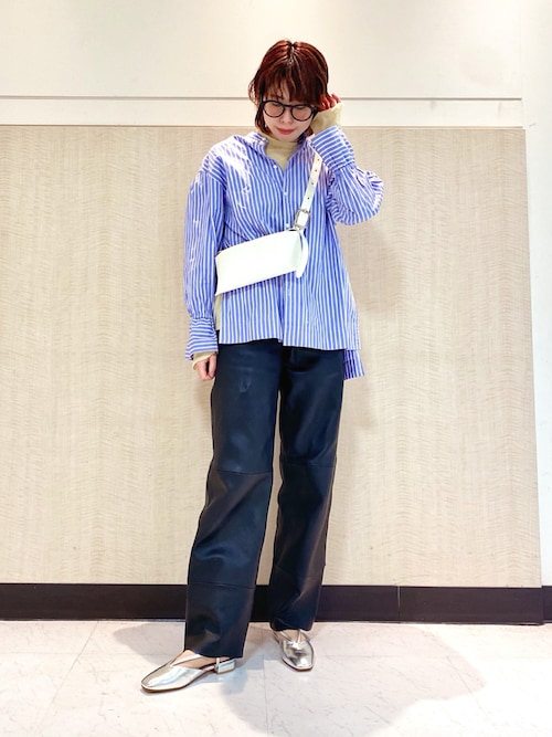 bacca レザーパンツ　36 BACCA パンツ ソフトシープレザー セミワイドストレートパンツ