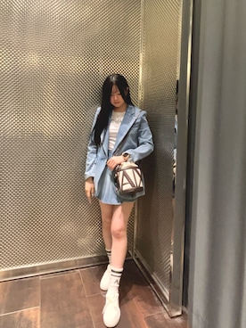 「ARMANI EXCHANGE（アルマーニエクスチェンジ）の【A|X アルマーニ エクスチェンジ】AXロゴ 半袖クルーネックTシャツ/SLIM（Tシャツ/カットソー、ホワイト系）」を使った、Kaoさん（レディース・157cm）の春コーディネート