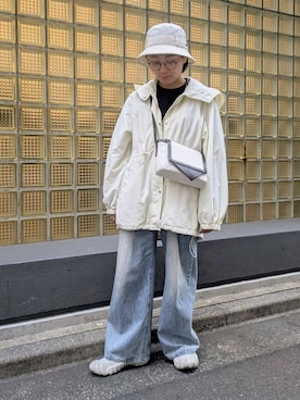 「HIROKO HAYASHI（ヒロコハヤシ）のTRIS（トリス）ショルダーバッグS（ショルダーバッグ、ホワイト系）」を使った、MTさん（レディース・153cm）の春コーディネート
