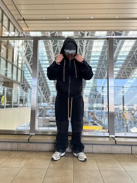 「DANKE SCHON（ダンケシェーン）のアイテム（スウェットパンツ）」を使った、SOUさん（メンズ・174cm）の冬コーディネート