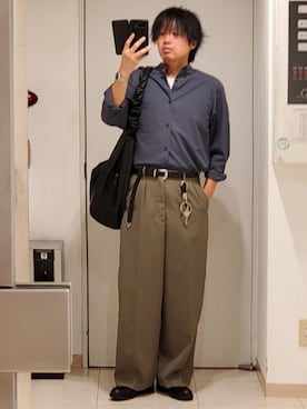 「WYM LIDNM（ウィム バイ リドム）のHIGH TWISTED GABA WIDE TUCK SLACKS（スラックス、グリーン系）」を使った、shusoさん（メンズ・170cm）の春コーディネート