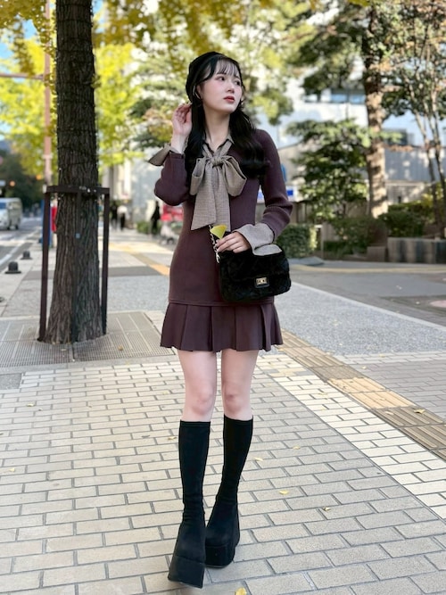 LIP SERVICE（リップサービス） ワンピース フロントZIPニットプリーツ