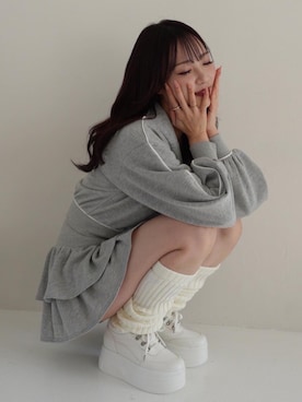 「アイテム（パーカー）」を使った、LIP SERVICEさん（レディース・164cm）の春コーディネート