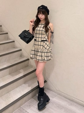 「LIPSERVICE（リップサービス）のバルーンヘムチェックノースリワンピース（ワンピース、ベージュ系）」を使った、LIP SERVICEさん（レディース・160cm）の夏コーディネート