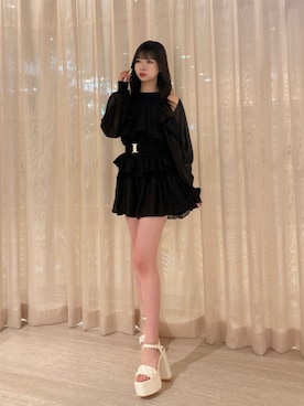 「LIPSERVICE（リップサービス）のティアードフレアエアリーワンピース（ワンピース、ブラック系）」を使った、LIP SERVICEさん（レディース・163cm）の春コーディネート
