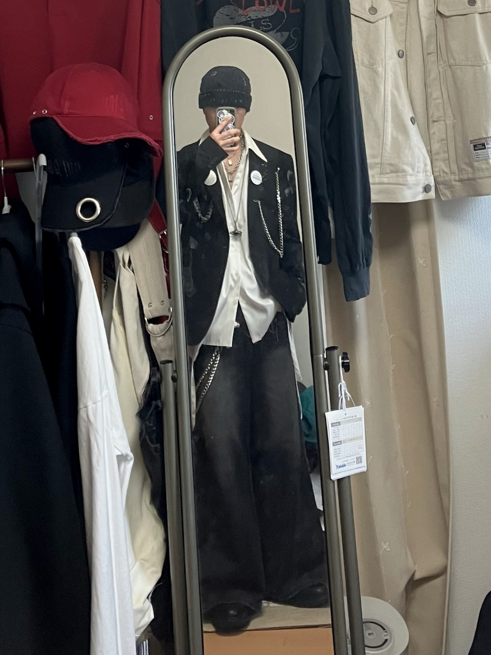 「MASONPRINCEのサイドベルト ワイドフレアデニムパンツ NZK6069【MASONPRINCE】（デニムパンツ、グレー系）」を使った、naokenさん（メンズ・174cm）の春コーディネートの1枚目の写真