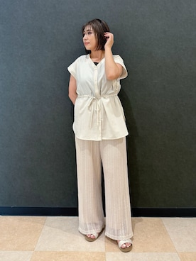 「SHOO・LA・RUE（シューラルー）の【S-LL】シルエットが変えられる サファリシャツ（シャツ/ブラウス）」を使った、Megさん（レディース・153cm・40代）の夏コーディネート