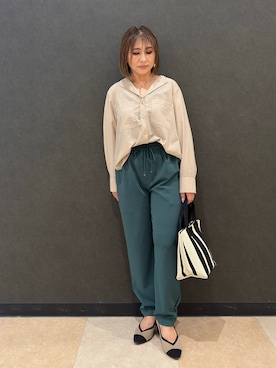 「アイテム（シャツ/ブラウス）」を使った、Megさん（レディース・153cm）の秋コーディネート