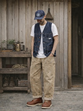 「TCB jeans（ティーシービージーンズ）のアイテム」を使った、AIファッションコーデさん（メンズ・165cm）の春コーディネート