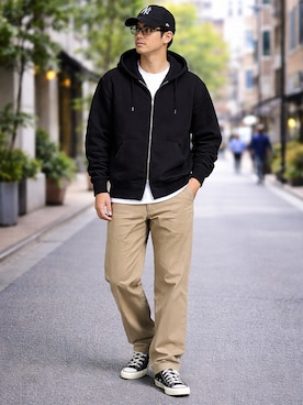 「MOSCOT（モスコット）のアイテム」を使った、AIファッションコーデさん（メンズ・165cm）の春コーディネート