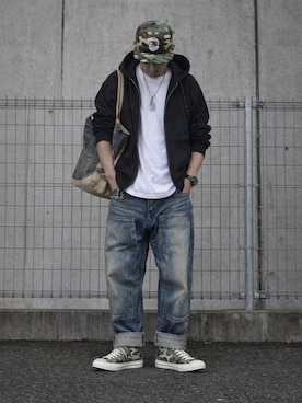 「TIMEX（タイメックス）のアイテム」を使った、AIファッションコーデさん（メンズ・165cm）の春コーディネート