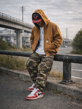 「MILITARY（ミリタリー）のアイテム」を使った、AIファッションコーデさん（メンズ・165cm）の春コーディネート