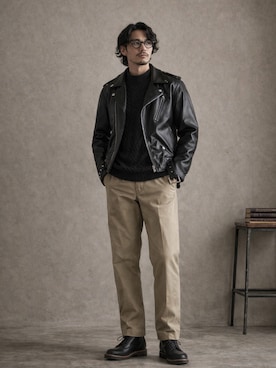 「MOSCOT（モスコット）のアイテム」を使った、AIファッションコーデさん（メンズ・165cm）の春コーディネート