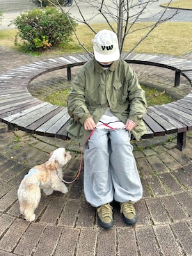 「アイテム（ミリタリージャケット）」を使った、おさるさん（レディース・153cm）の冬コーディネート