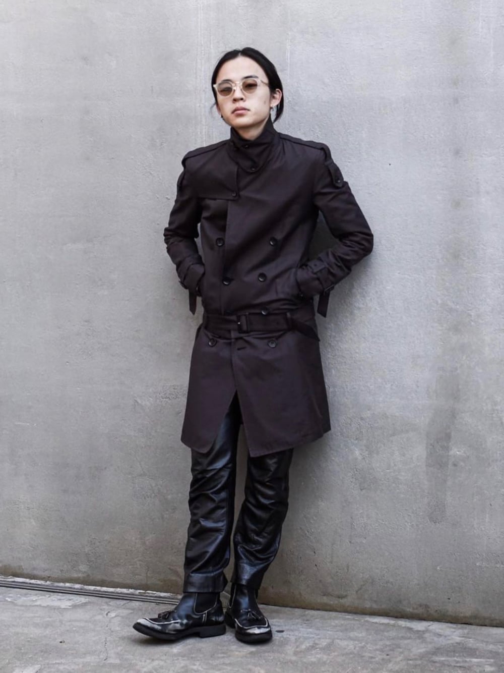 N.HOOLYWOODのトレンチコートを使った人気ファッションコーディネート