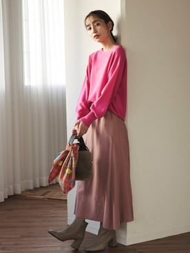 「Droite lautreamont（ドロワットロートレアモン）のキュプラレーヨンフレアスカート（スカート、ピンク系）」を使った、droite_zozoさん（レディース・160cm）の秋コーディネート