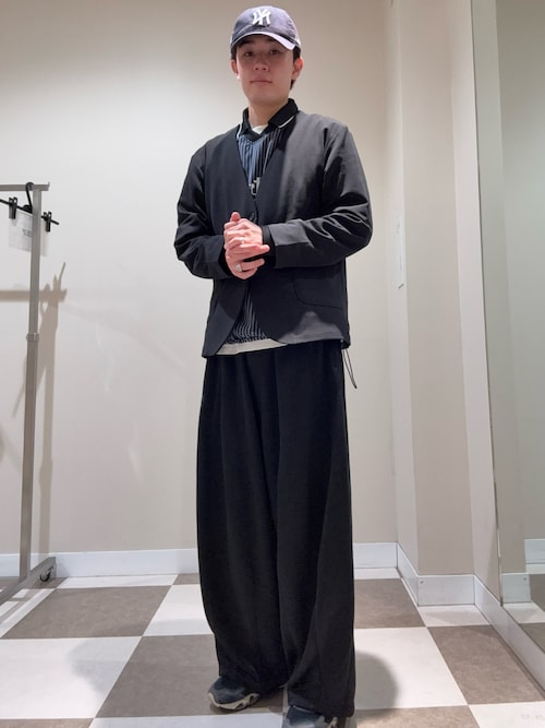 Theory 22SS ノーカラージャケット Sサイズ クレープ素材 ブラック Theory 22SS ノーカラージャケット Sサイズ クレープ素材 ブラック