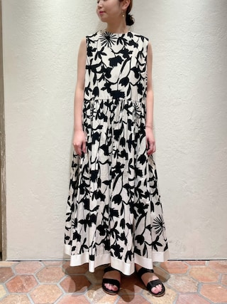 BEARDSLEY（ビアズリー）の「プリントギャザーマキシワンピース