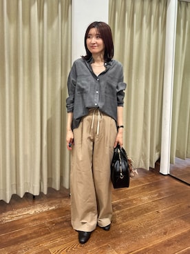 「URBAN RESEARCH DOORS（アーバンリサーチドアーズ）のシアーデニムシャツ（シャツ/ブラウス）」を使った、idetomoさん（レディース・156cm）の夏コーディネート