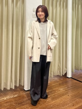 「冬の注目アウター」｜「アイテム（その他アウター）」を使った、idetomoさん（レディース・156cm）の秋コーディネート