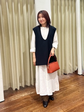 「アイテム（ベスト）」を使った、idetomoさん（レディース・156cm）の秋コーディネート