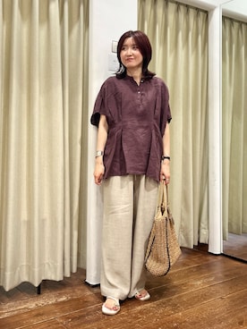 「URBAN RESEARCH DOORS（アーバンリサーチドアーズ）のリネンウエストタックスキッパーブラウス（シャツ/ブラウス、レッド系）」を使った、idetomoさん（レディース・156cm）の夏コーディネート