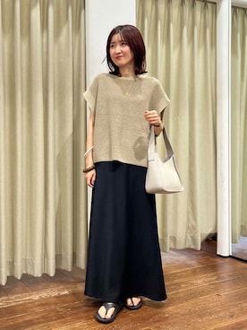 「URBAN RESEARCH DOORS（アーバンリサーチドアーズ）のリネンライクニットプルオーバー（ニット/セーター）」を使った、idetomoさん（レディース・156cm）の夏コーディネート