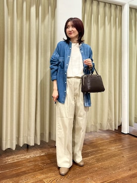 「URBAN RESEARCH DOORS（アーバンリサーチドアーズ）のリネン混スラブドルマンニット（ニット/セーター、ホワイト系）」を使った、idetomoさん（レディース・156cm）の春コーディネート